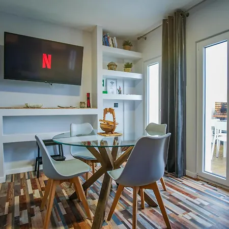 Apartment Oceanway In The Center Of Baleal Ferrel (Leiria)